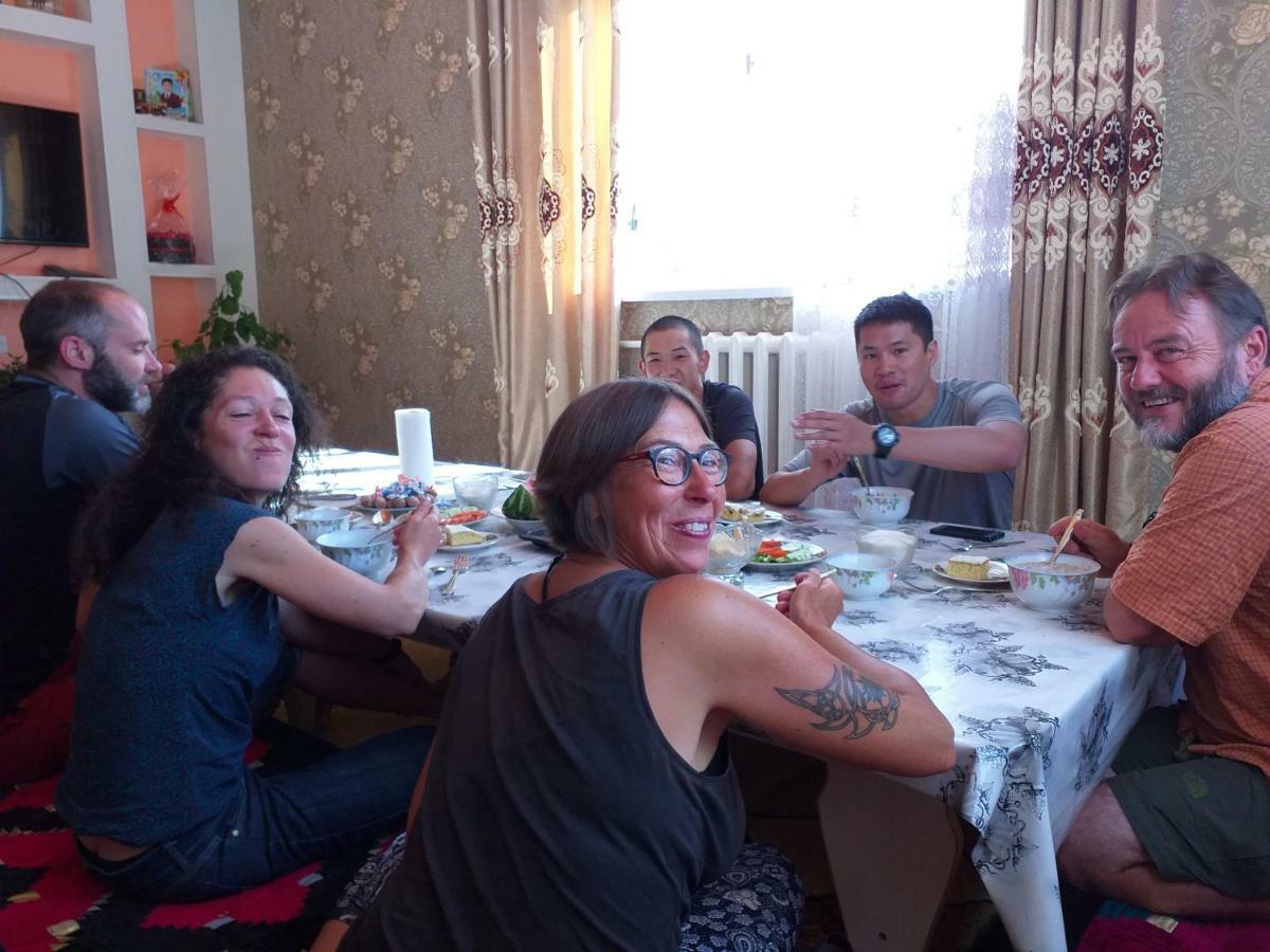 Bed and Breakfast Ecoulan Kochkor Esterno foto